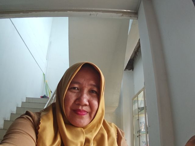 Foto ely anggaini